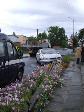 Uderzył w słup