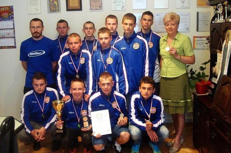 Uniejowscy unihokeiści wicemistrzami