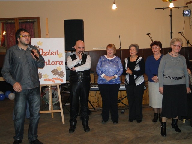Zabawa seniorów