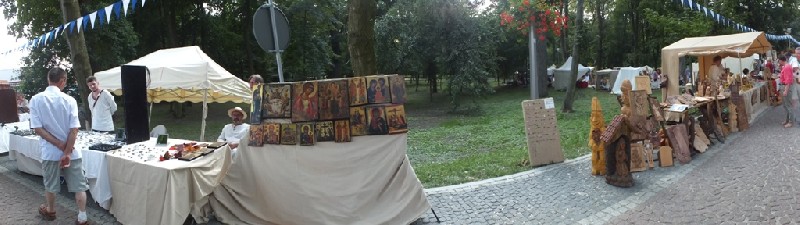 Sokoły, rycerze i ekoprodukty
