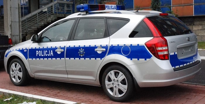 Ukradli policjantom radiowóz