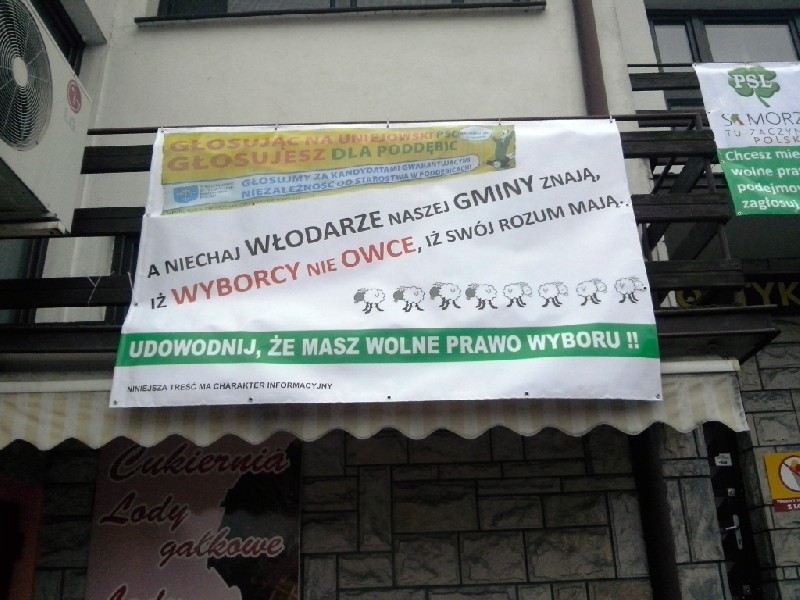 Ostrzegają na banerach