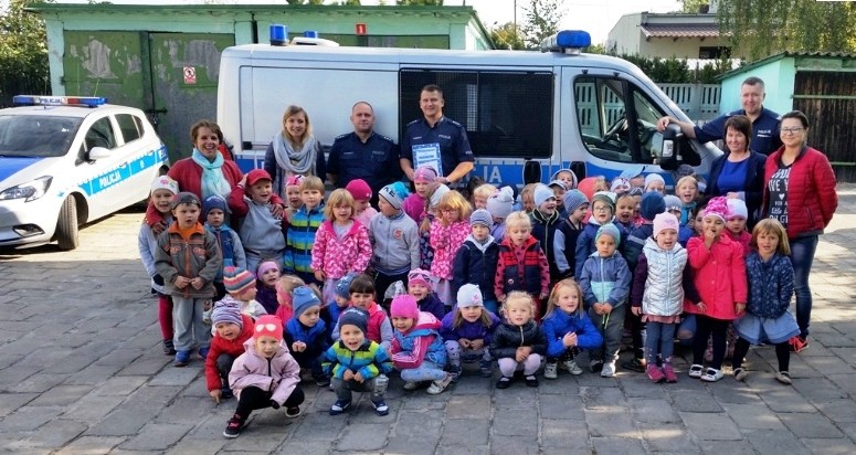 Uniejowskie przedszkolaki na komisariacie