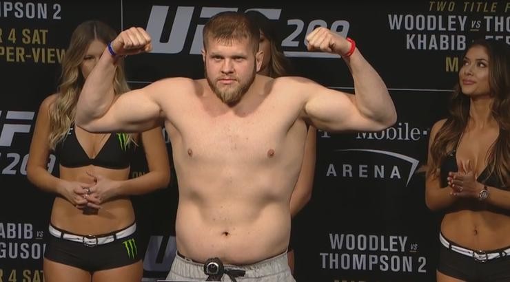 Marcin Tybura wygrał walkę w Las Vegas