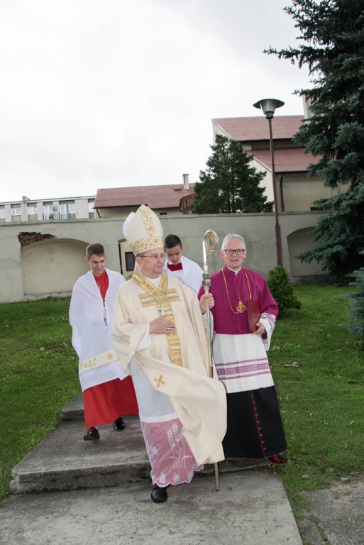 Królestwo Lilii w innej konwencji