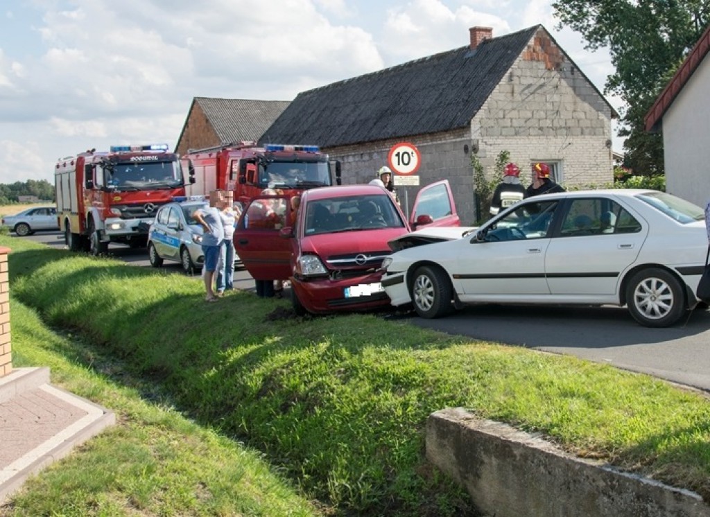 Zderzenie aut w Ostrowsku