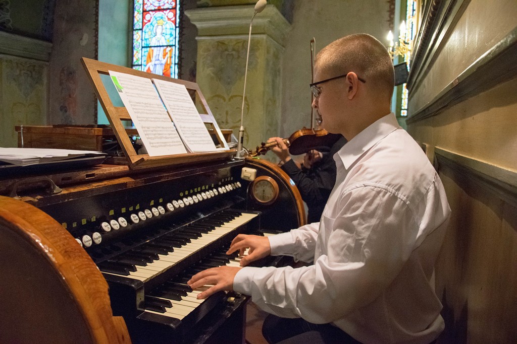  XI Koncert Organowo Kameralny