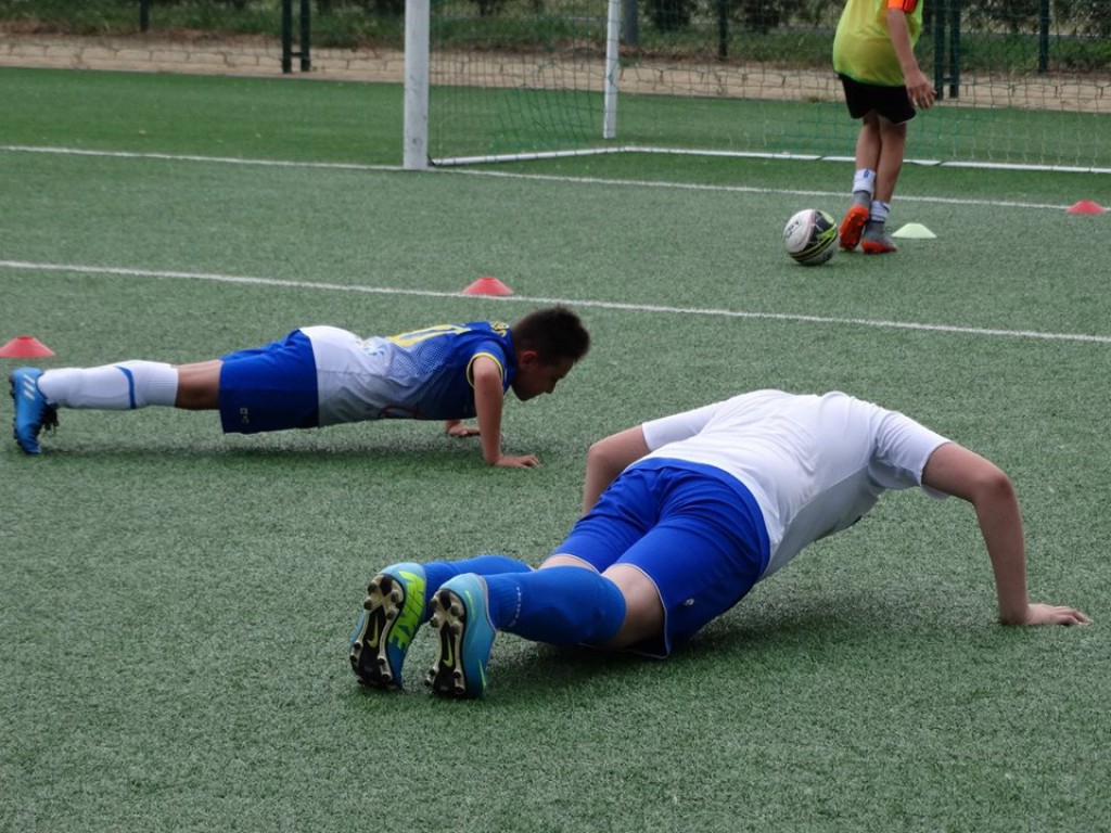 AkademiaFutbolu wznowiła treningi