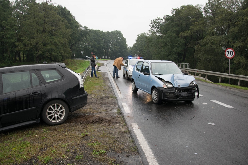 Fiatem wjechał w tył Saaba