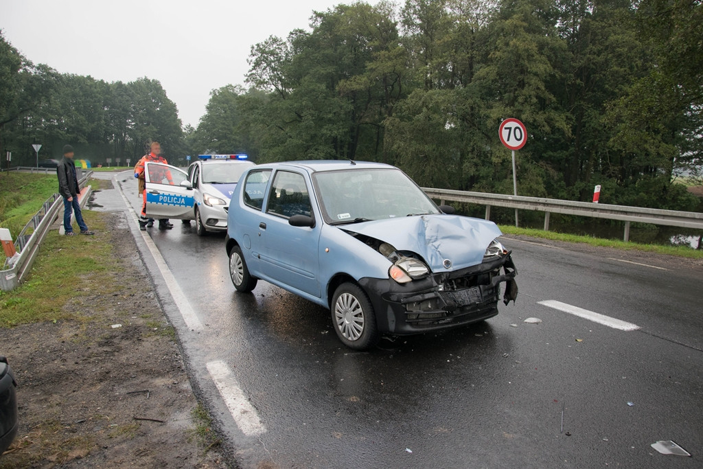 Fiatem wjechał w tył Saaba