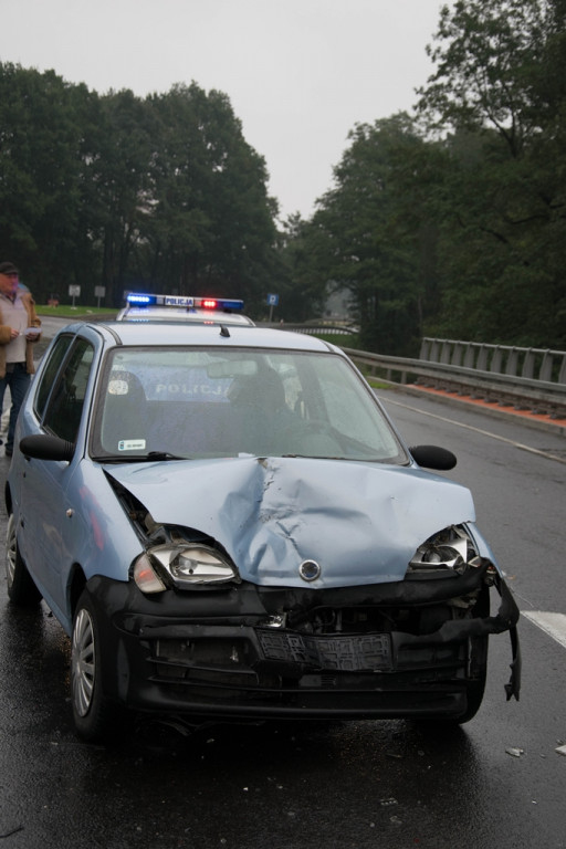 Fiatem wjechał w tył Saaba
