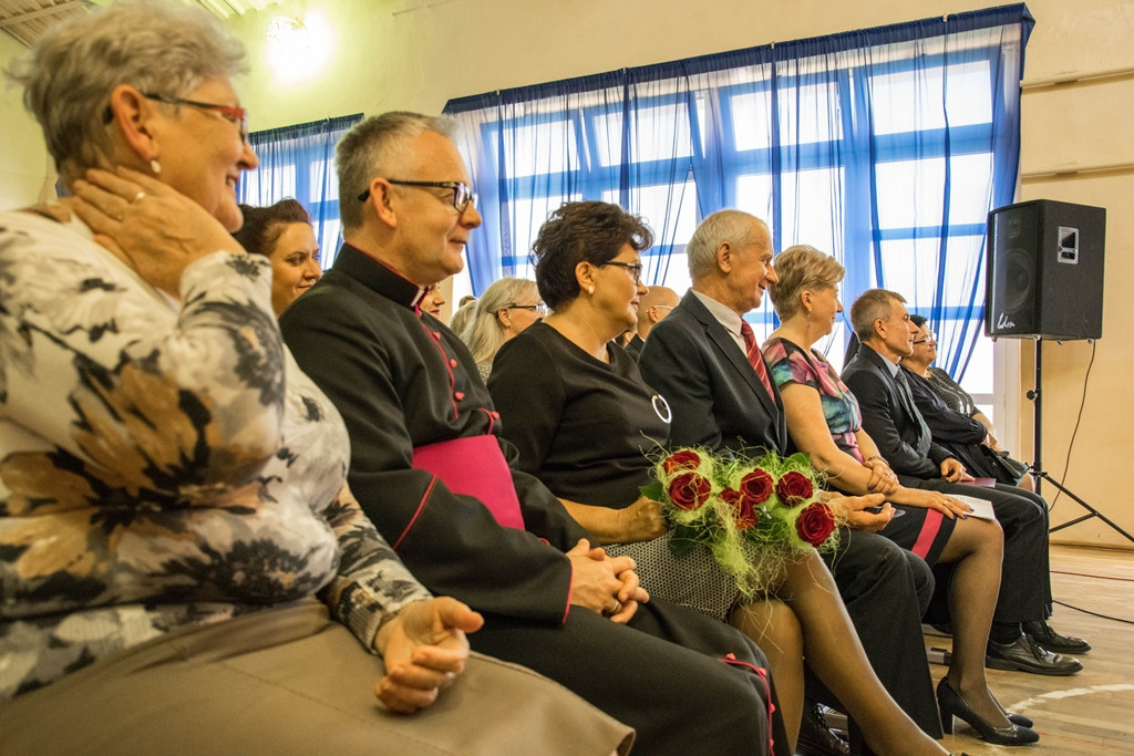 Pasowanie na uczniów w Uniejowie