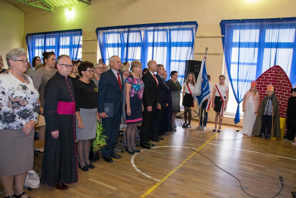 Pasowanie na uczniów w Uniejowie