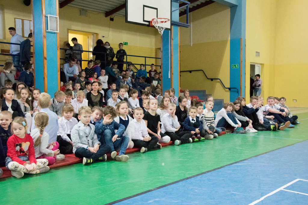 Świąteczny koncert w szkole