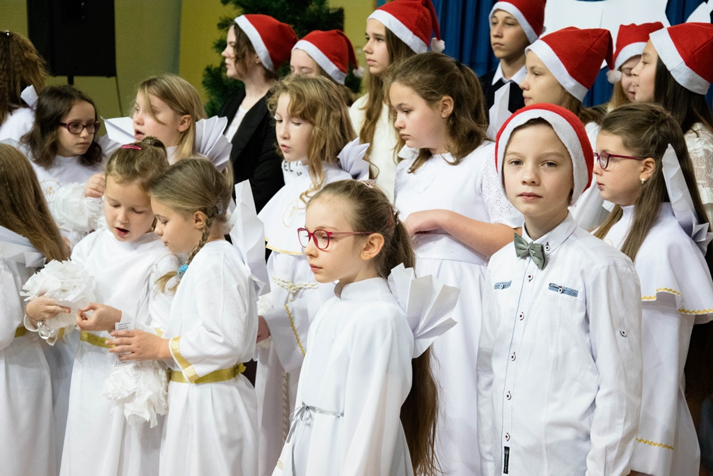 Świąteczny koncert w szkole