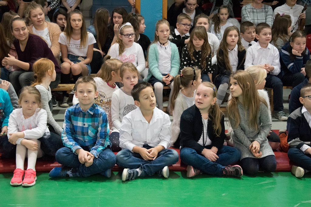 Świąteczny koncert w szkole