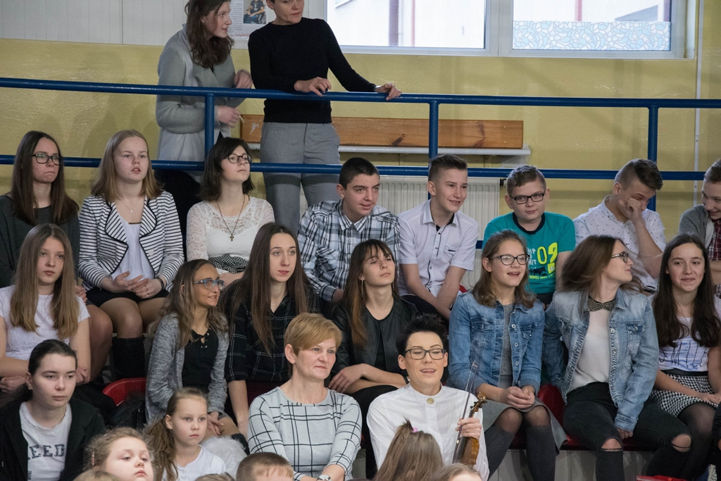 Świąteczny koncert w szkole
