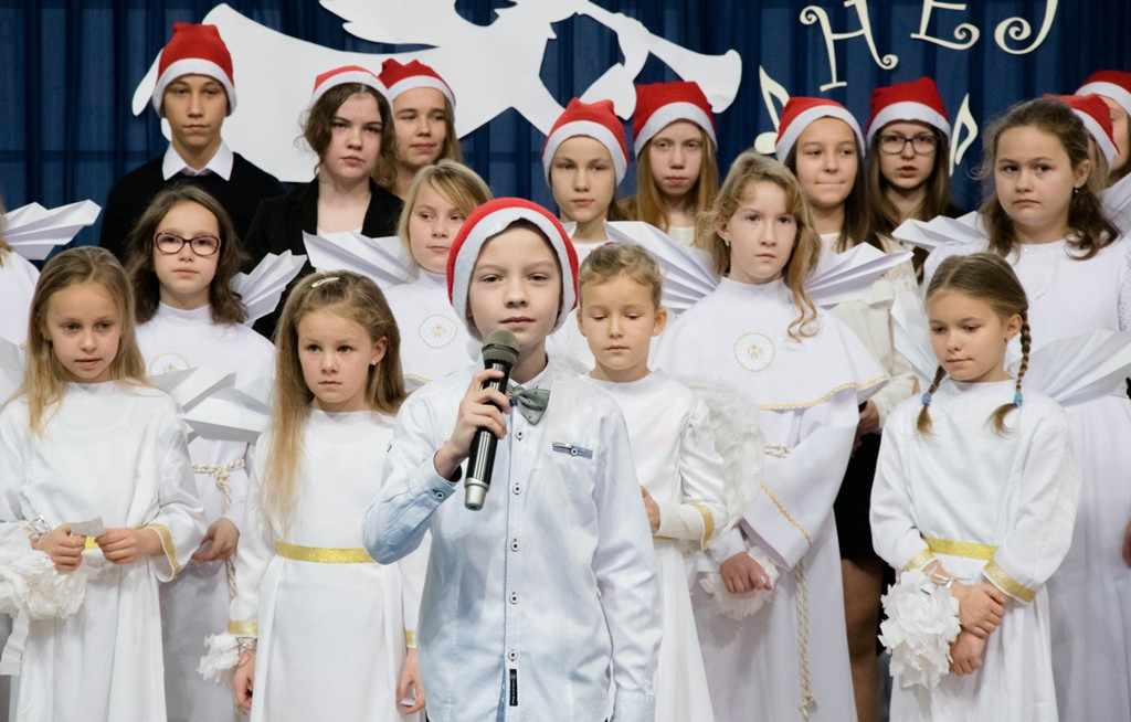 Świąteczny koncert w szkole
