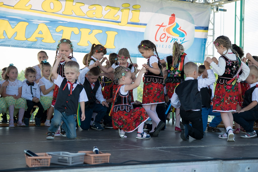 Koncert z okazji Dnia Matki w Uniejowie 2018