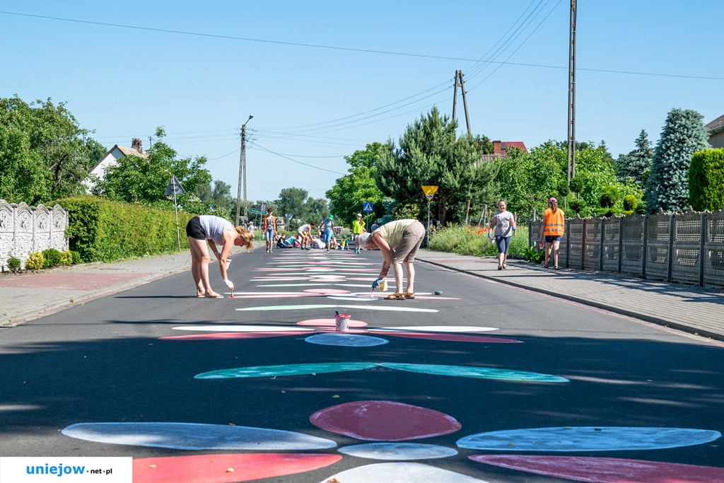 Wilamów dekoruje ulice na Boże Ciało