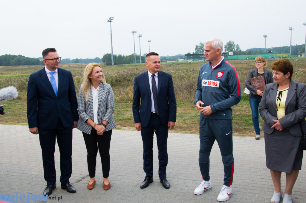 Wkopano kolejne dęby na stulecie...