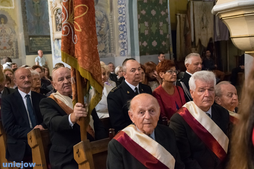 Relikwie św. Jana Pawła II wprowadzone do kolegiaty