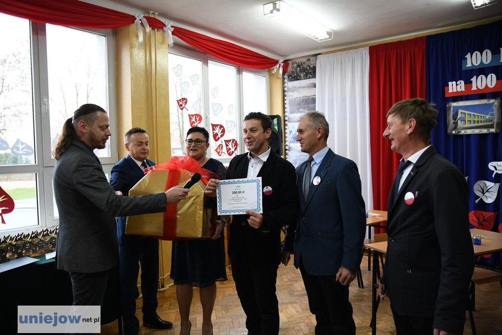 Szkoła w Wilamowie świętowała 100lat