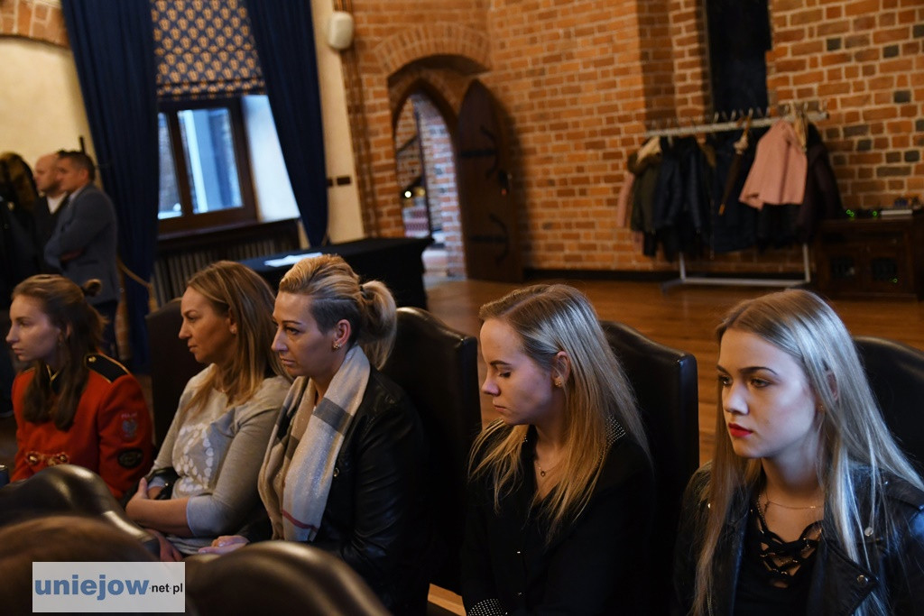 Burmistrz wręczył stypendia i nagrody