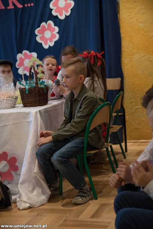 Dzieci w Wieleninie wystąpiły dla dziadków