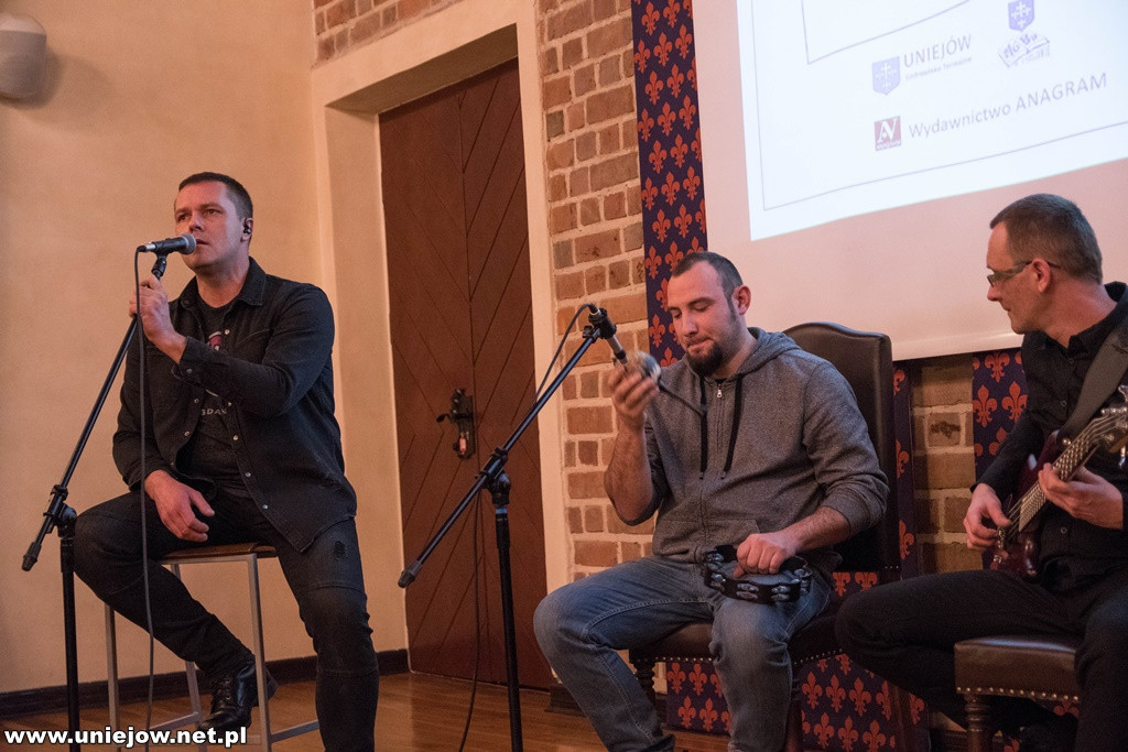 Wieczór autorski i premiera Dysharmonie