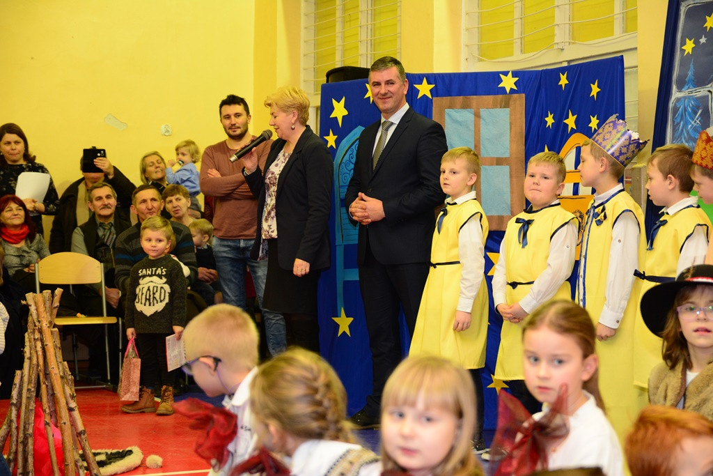 Jasełka w podstawówce w Uniejowie