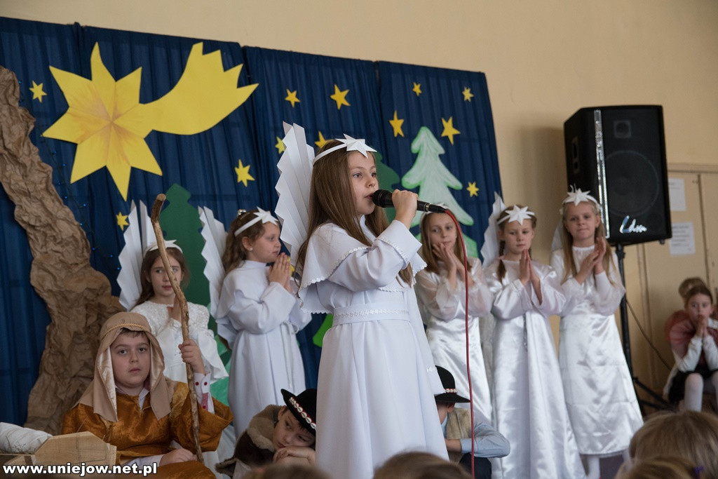Jasełka w podstawówce w Uniejowie