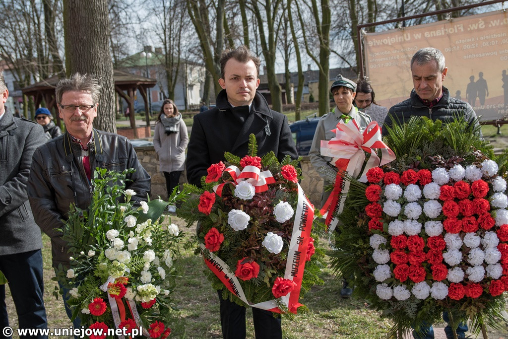 Uniejów uhonorował płk. pil. S. Ścibiora