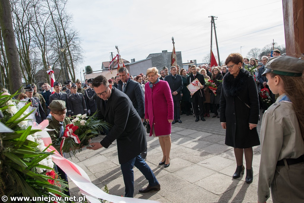 Uniejów uhonorował płk. pil. S. Ścibiora