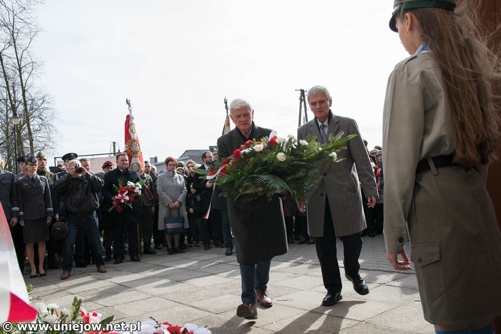 Uniejów uhonorował płk. pil. S. Ścibiora