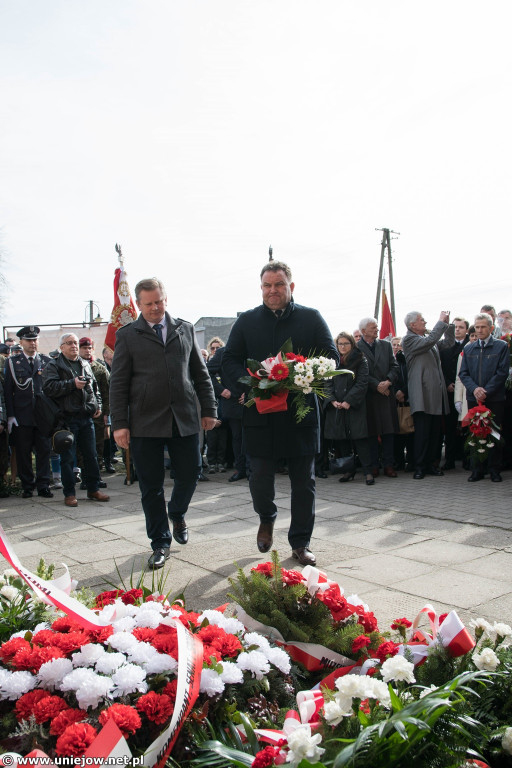 Uniejów uhonorował płk. pil. S. Ścibiora