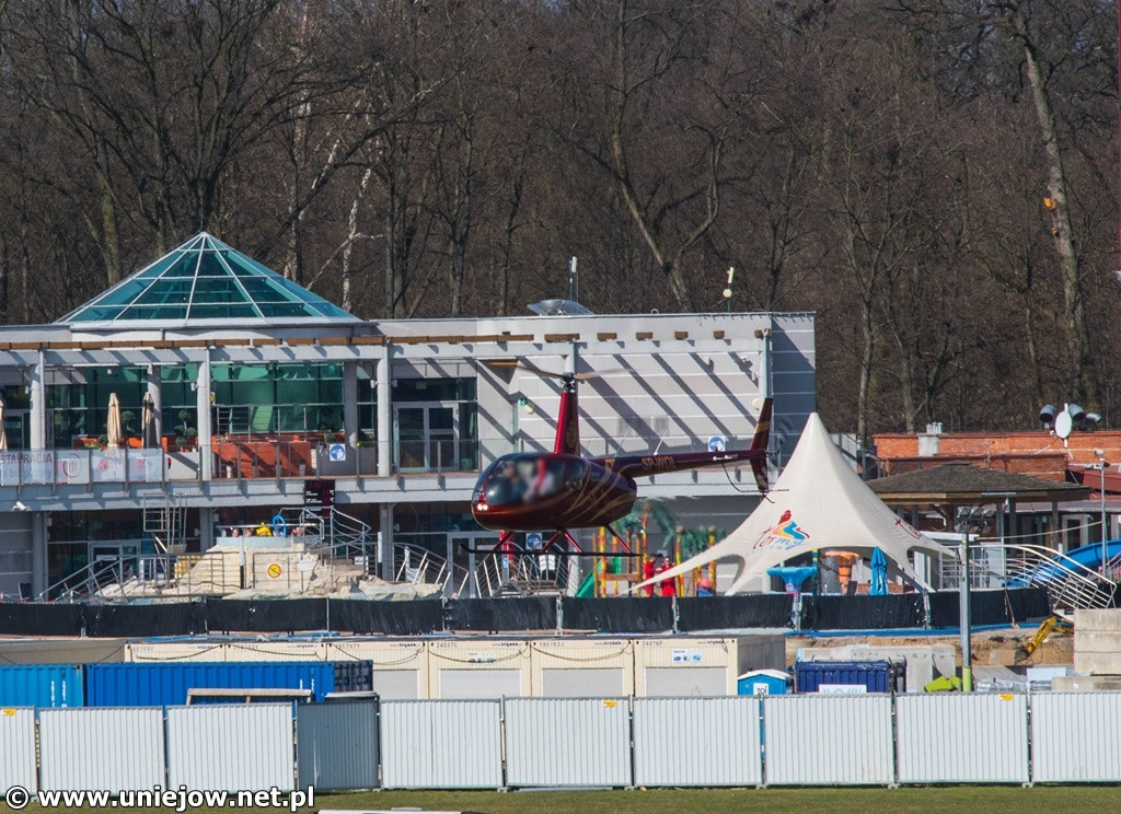 Helikopterem na baseny w Uniejowie