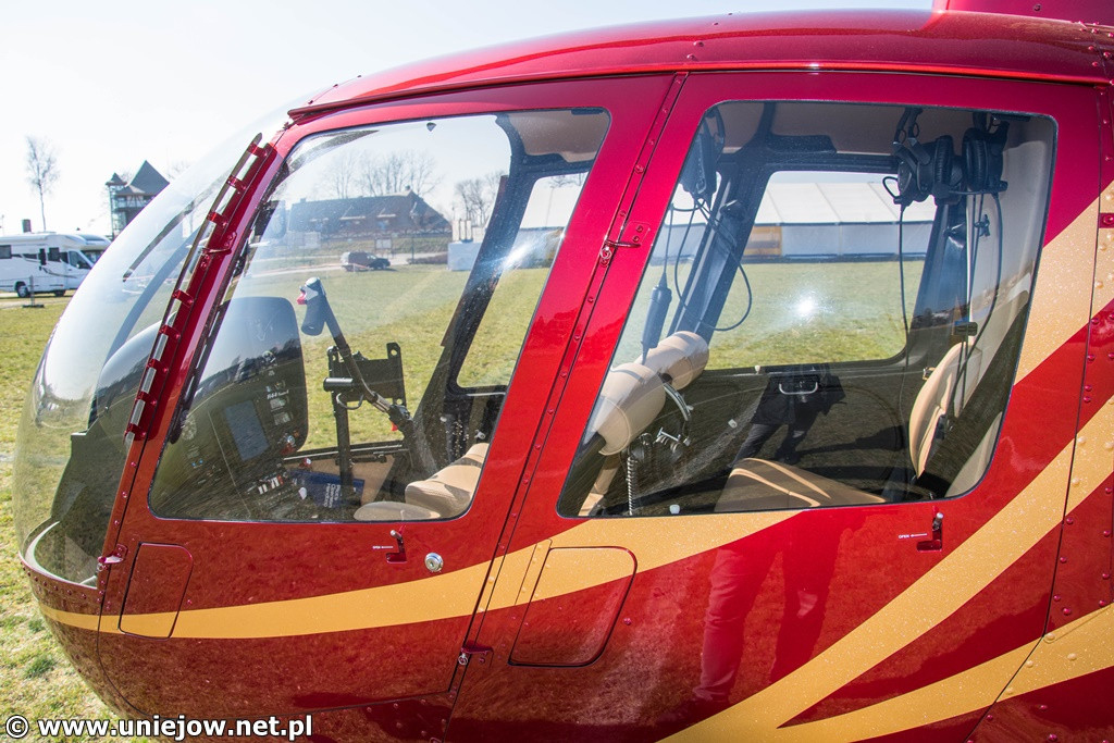 Helikopterem na baseny w Uniejowie