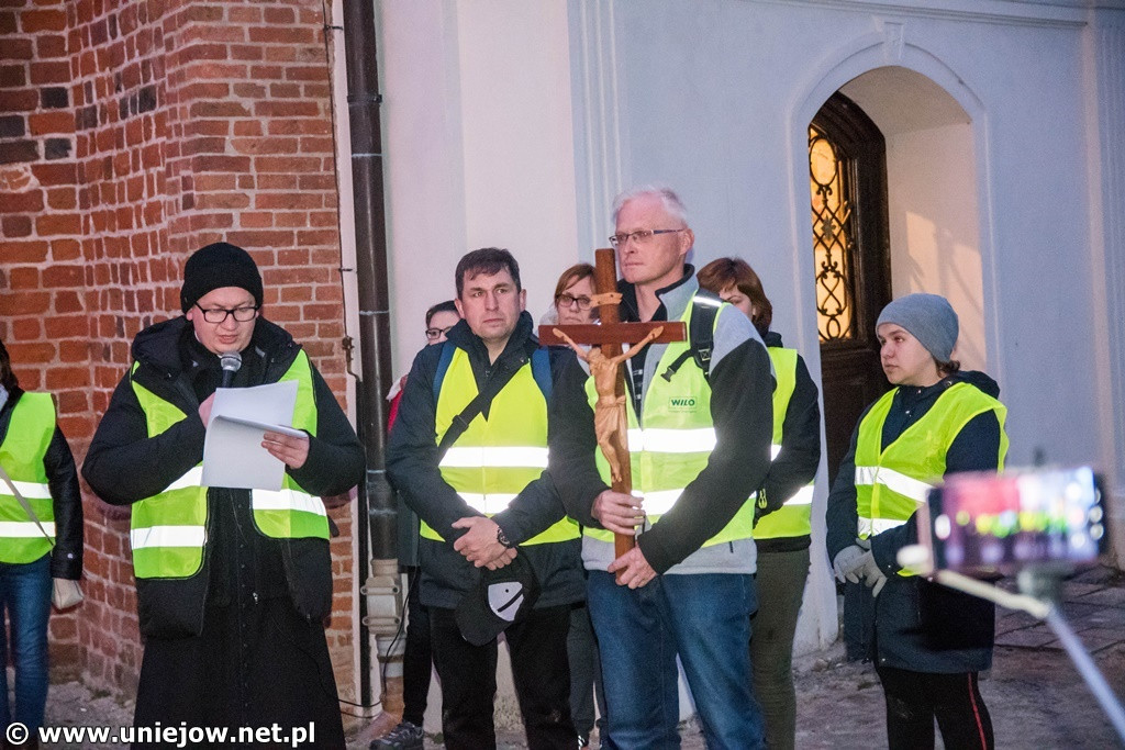 Ekstremalna Droga Krzyżowa w Uniejowie