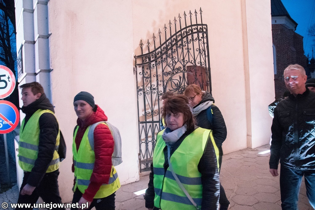 Ekstremalna Droga Krzyżowa w Uniejowie