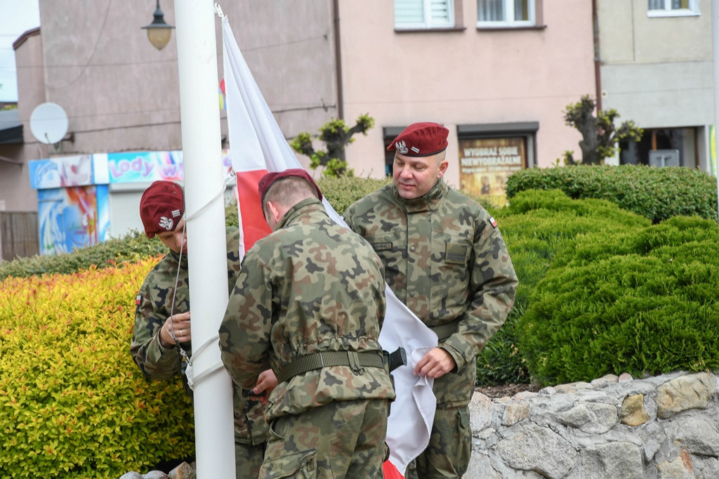 Uniejowianie uczcili święto Konstytucji 3 Maja