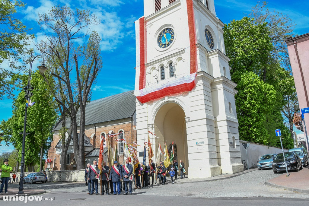 Uniejowianie uczcili święto Konstytucji 3 Maja