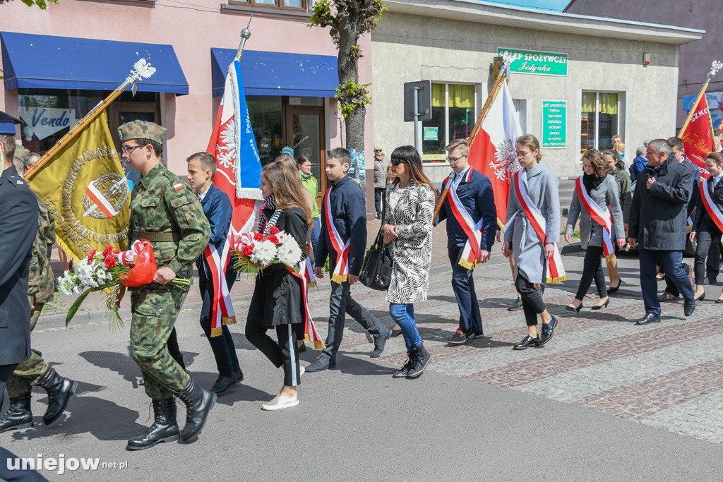 Uniejowianie uczcili święto Konstytucji 3 Maja