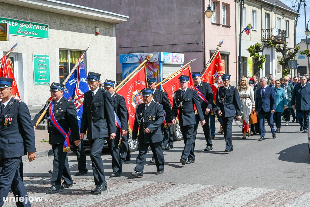 Uniejowianie uczcili święto Konstytucji 3 Maja