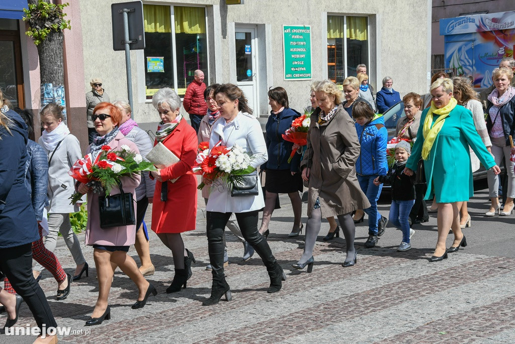 Uniejowianie uczcili święto Konstytucji 3 Maja