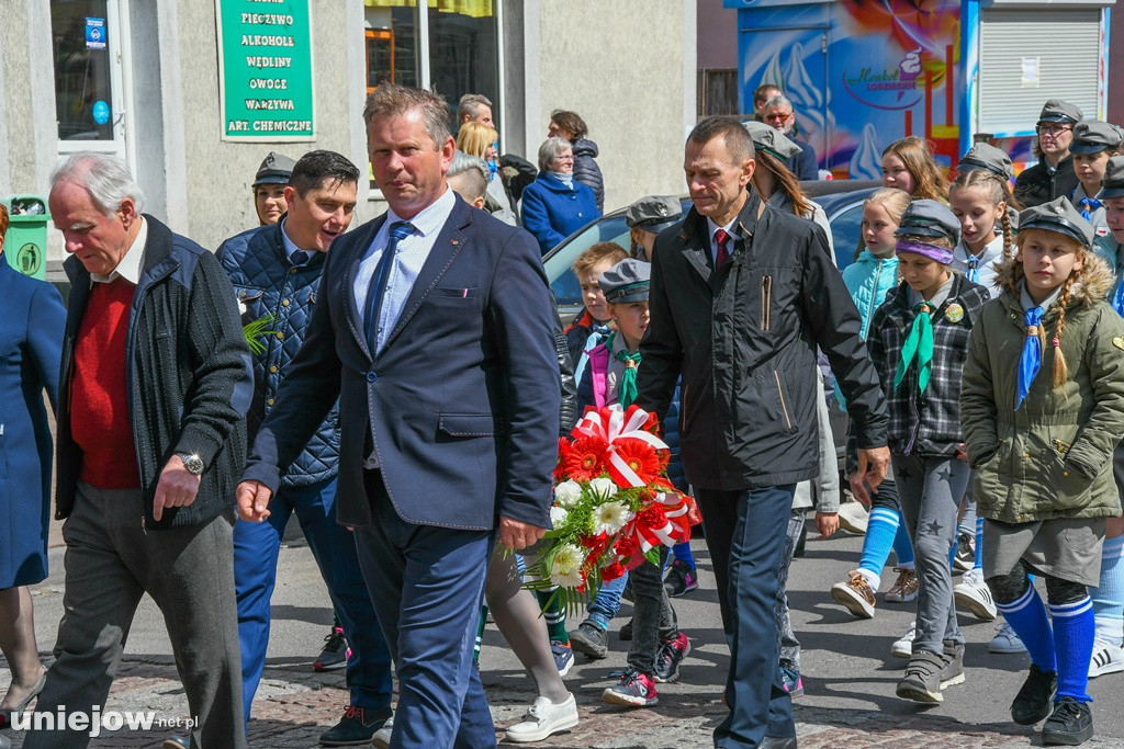 Uniejowianie uczcili święto Konstytucji 3 Maja