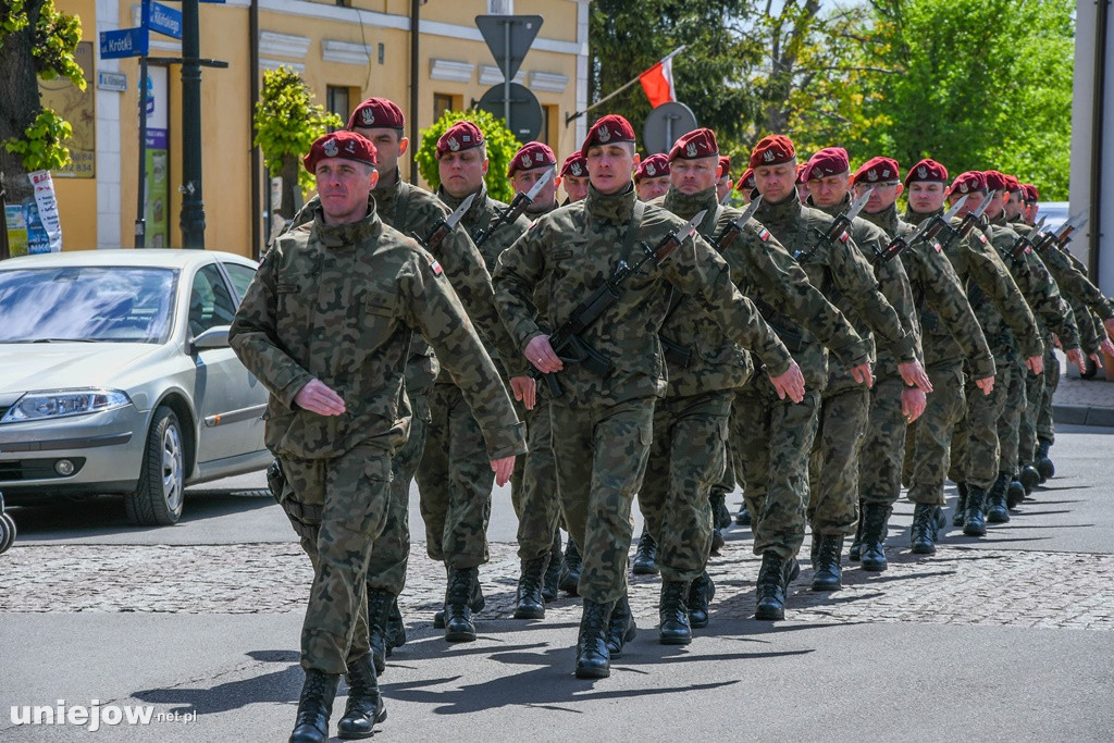 Uniejowianie uczcili święto Konstytucji 3 Maja