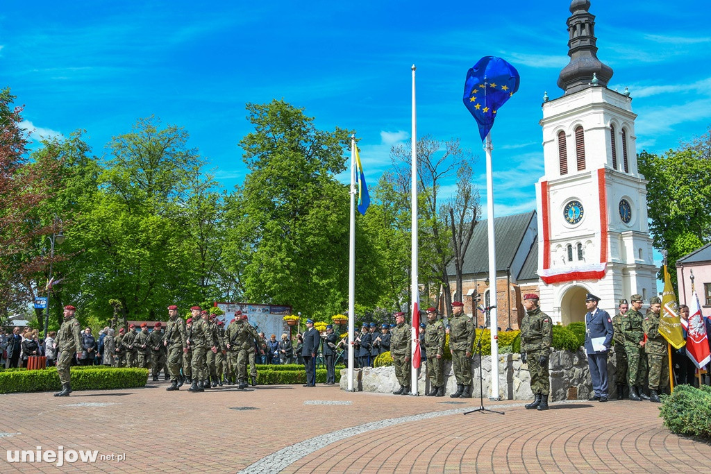 Uniejowianie uczcili święto Konstytucji 3 Maja