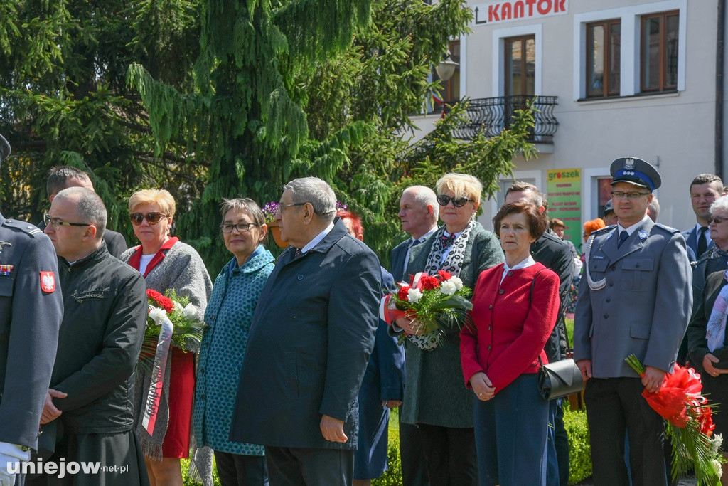 Uniejowianie uczcili święto Konstytucji 3 Maja