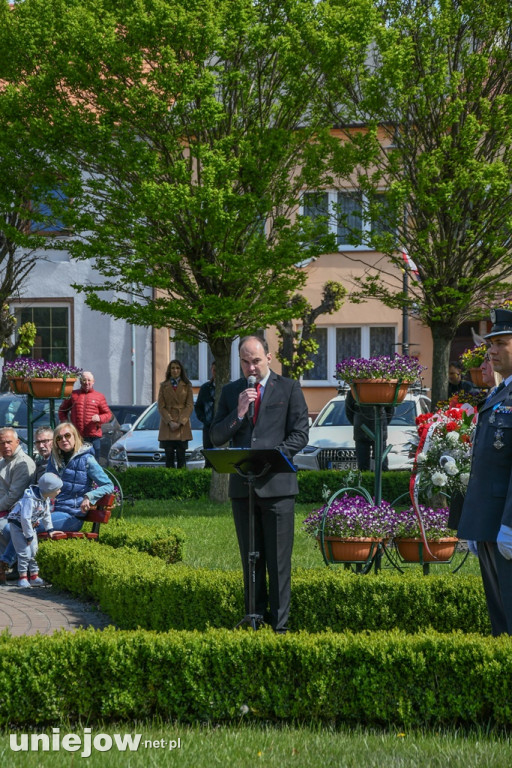 Uniejowianie uczcili święto Konstytucji 3 Maja